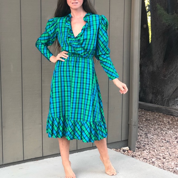 Vintage Dresses & Skirts - Vintage tartan & plaid parachute fabric dress with cute ruffles